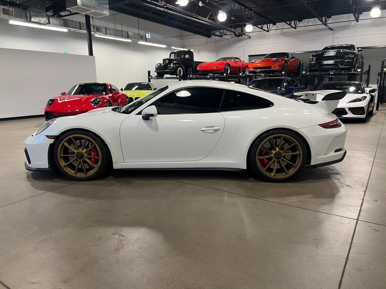 Used 2018 Porsche 911 GT3 RWD image 6