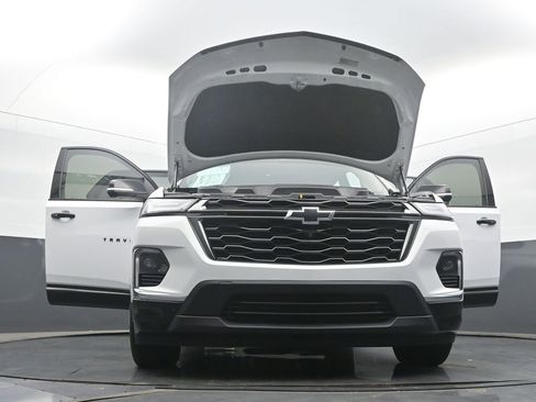 Used 2023 Chevrolet Traverse Premier w/ Redline Edition image 60