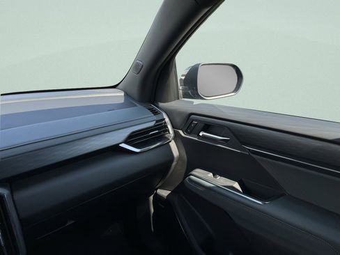 New 2026 GMC Acadia AT4 image 29