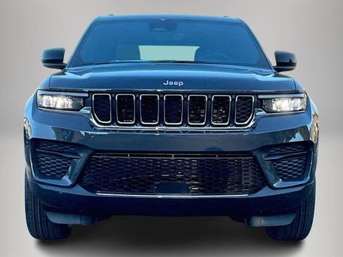 New 2025 Jeep Grand Cherokee Laredo X w/ Luxury Tech Group I image 12