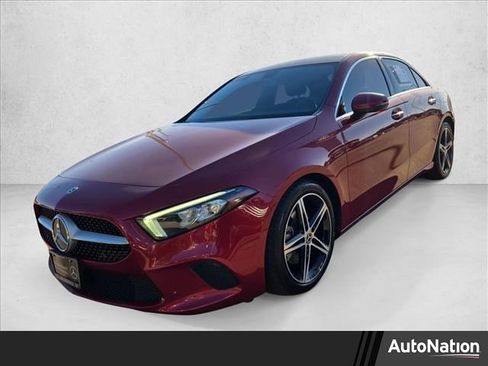 Used 2020 Mercedes-Benz A 220 image 1