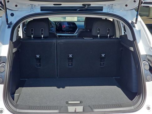 New 2026 Chevrolet Trax LS FWD image 12