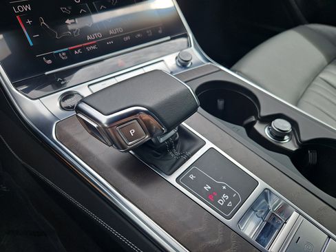 Used 2023 Audi A7 3.0T Premium Plus w/ Premium Plus AWD/4WD image 24