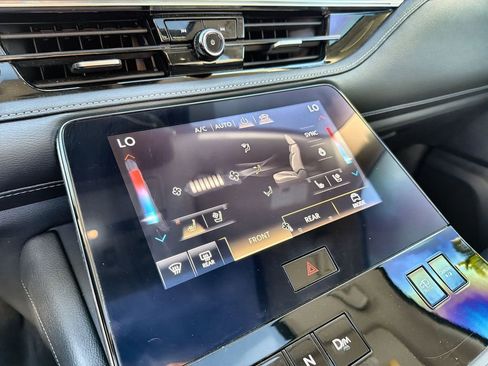 Used 2025 INFINITI QX80 Luxe image 33