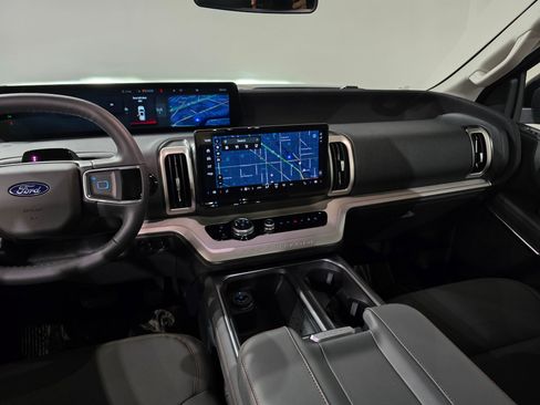 New 2025 Ford Expedition Max Active AWD/4WD image 32