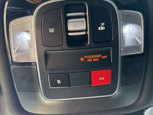 Used 2024 Hyundai Santa Cruz Limited image 33