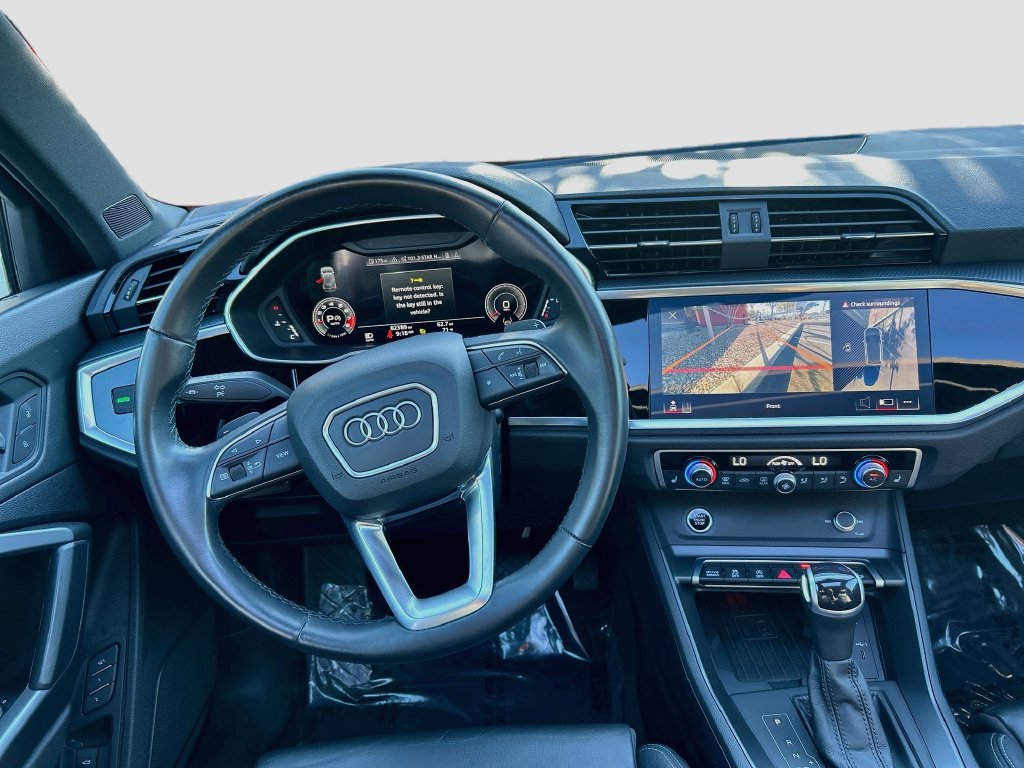 Used 2023 Audi Q3 2.0T Premium Plus w/ Premium Plus Package AWD/4WD image 24
