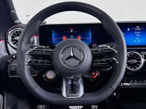 Used 2026 Mercedes-Benz CLA 35 AMG 4MATIC image 18