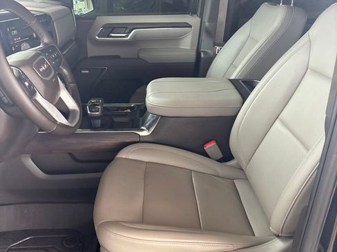 Certified 2025 GMC Sierra 1500 SLT w/ SLT Premium Package AWD/4WD image 8