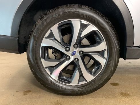 Used 2022 Subaru Outback Limited image 38