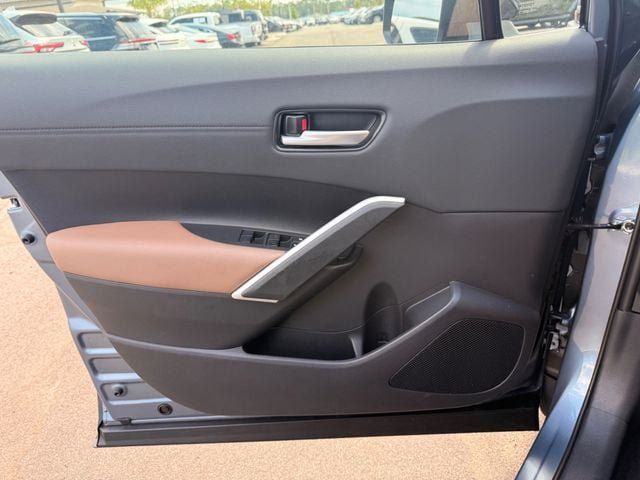 Used 2026 Toyota Corolla Cross XLE w/ Convenience Package FWD image 7