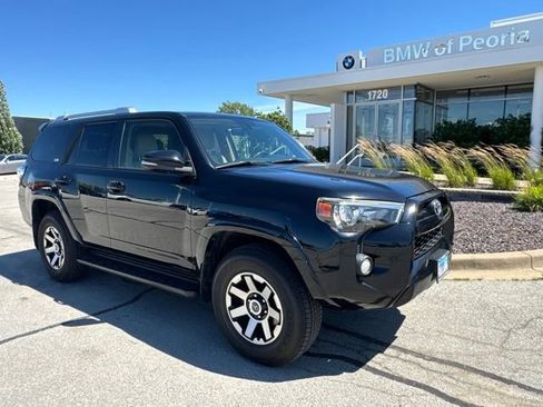 Used 2016 Toyota 4Runner SR5 Premium AWD/4WD image 2