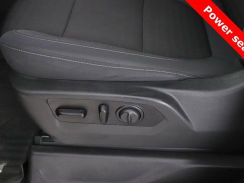 Used 2021 Chevrolet Silverado 1500 LT Trail Boss w/ Bed Protection Package AWD/4WD image 18