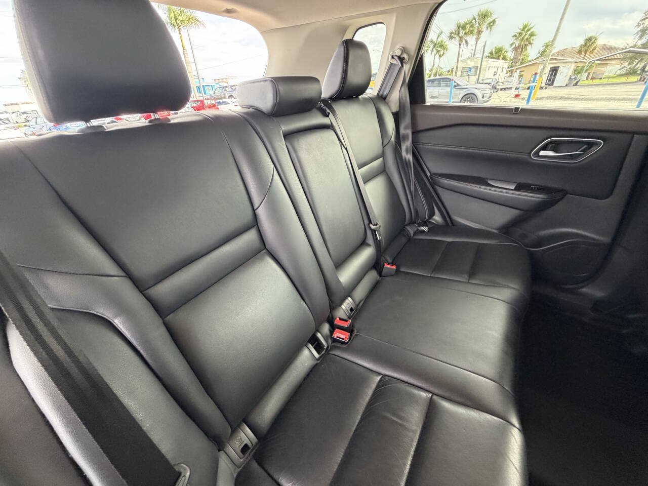 Used 2021 Nissan Rogue SL FWD image 13