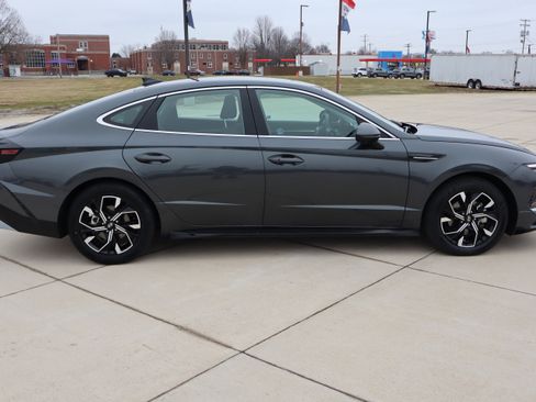 Used 2025 Hyundai Sonata SEL image 5