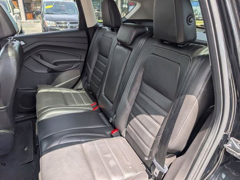 Used 2017 Ford Escape Titanium AWD/4WD image 36