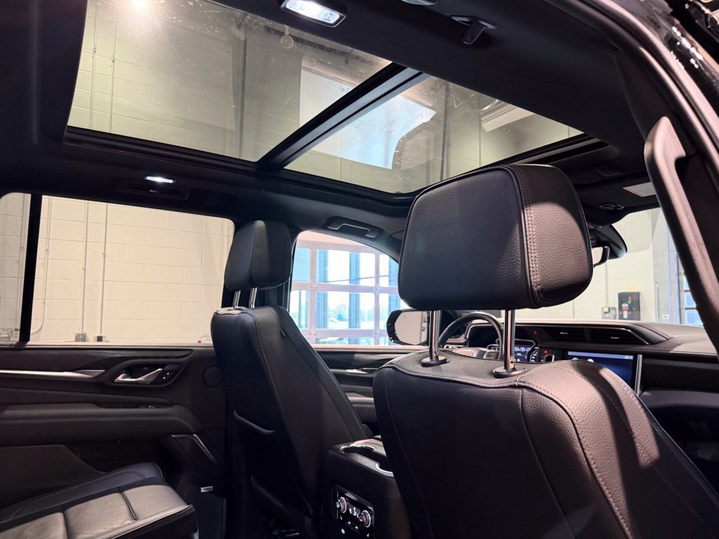 Used 2021 GMC Yukon Denali w/ Denali Premium Package AWD/4WD image 43