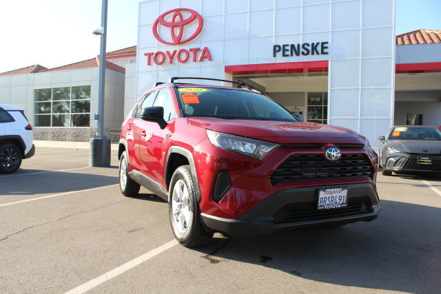 Used 2020 Toyota RAV4 LE w/ Carpet Mat Package AWD/4WD image 2