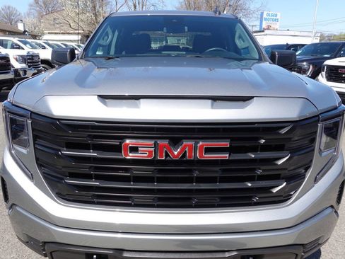Used 2023 GMC Sierra 1500 Pro w/ Graphite Edition image 6