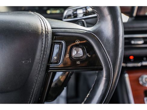 Used 2022 Lincoln Aviator Reserve w/ Elements Package Plus image 12