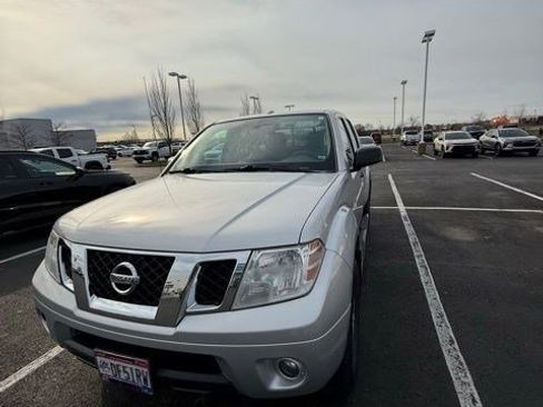 Used 2016 Nissan Frontier SV w/ SV Value Truck Package image 16