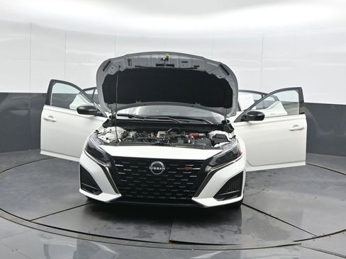 Used 2024 Nissan Altima 2.5 SR image 51