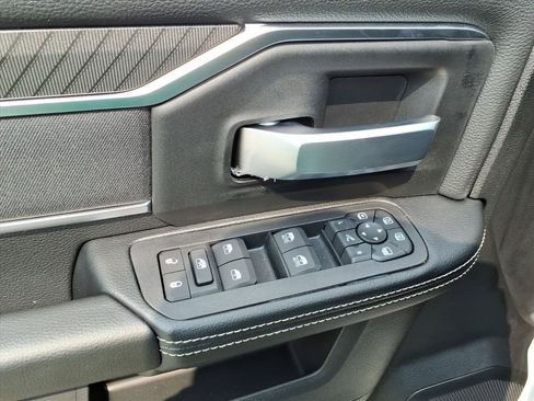 New 2026 RAM 2500 Big Horn AWD/4WD image 20