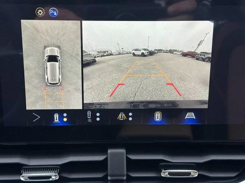 New 2026 Chevrolet Equinox ACTIV image 16