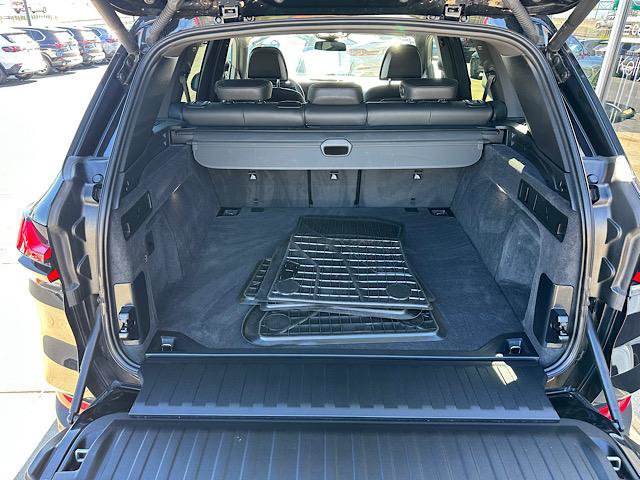 Used 2024 BMW X5 xDrive40i w/ Premium Package AWD/4WD image 11