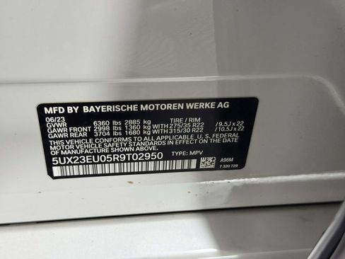 Used 2024 BMW X5 xDrive40i w/ M Sport Package AWD/4WD image 16
