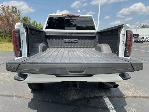Used 2025 GMC Sierra 2500 AT4 w/ AT4 Premium Plus Package AWD/4WD image 28