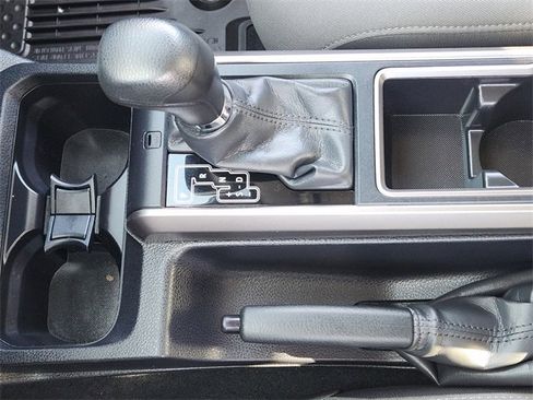 Used 2023 Toyota Tacoma SR5 w/ Technology Package image 20