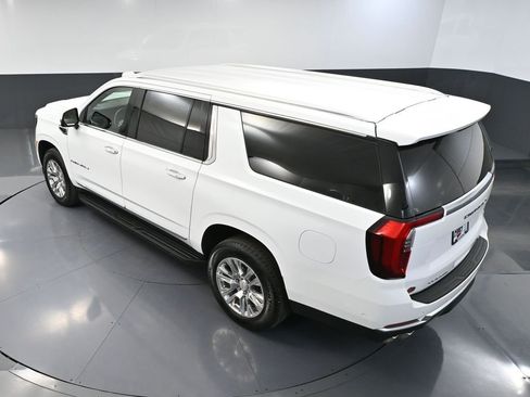 Used 2025 GMC Yukon XL Denali AWD/4WD image 65