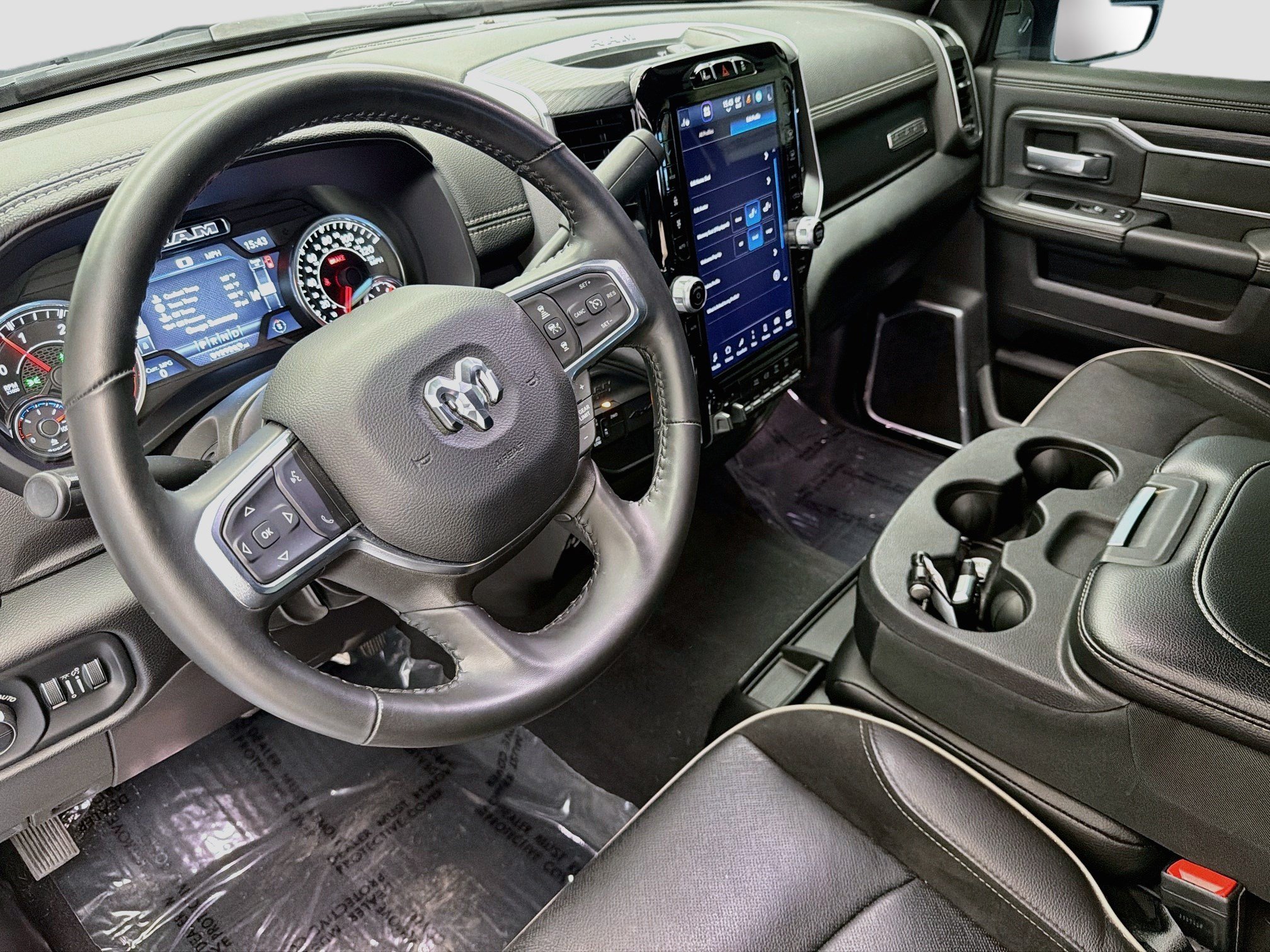 Used 2024 RAM 2500 Laramie w/ Night Edition AWD/4WD image 7