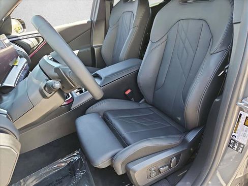 Certified 2026 BMW X3 xDrive30i w/ Premium Package AWD/4WD image 15