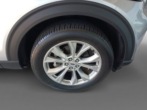 Used 2024 Ford Explorer Limited image 30