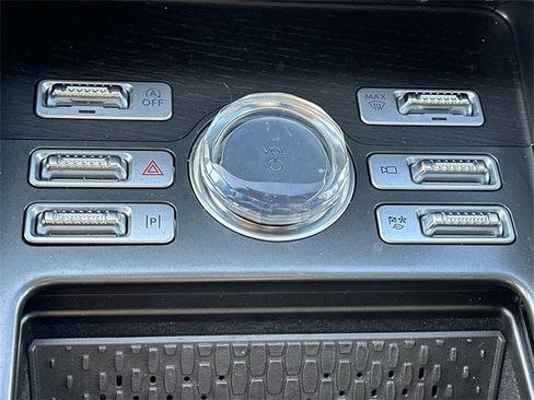 Used 2024 Lincoln Nautilus Reserve w/ Equipment Group 202A image 36