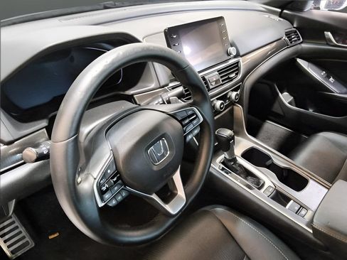 Used 2020 Honda Accord Sport image 12