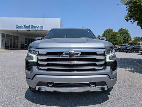 Used 2023 Chevrolet Silverado 1500 High Country w/ High Country Premium Package image 3