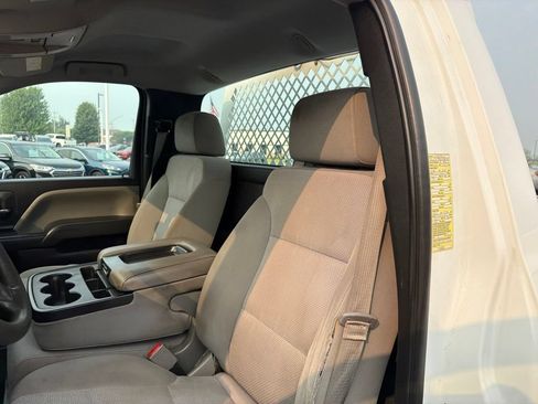 Used 2016 Chevrolet Silverado 3500 W/T w/ WT Convenience Package AWD/4WD image 5