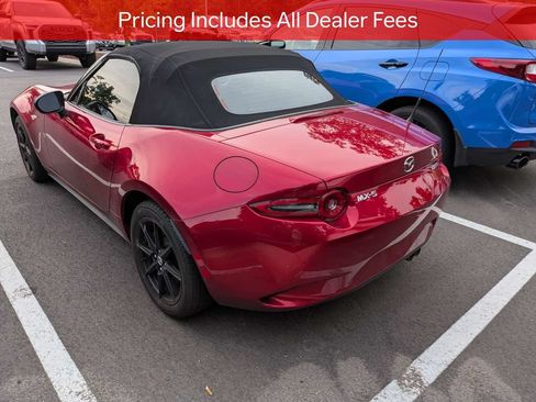 Used 2024 MAZDA MX-5 Miata Sport RWD image 4