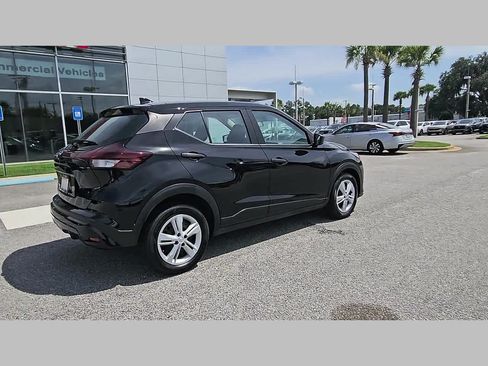 Used 2025 Nissan Kicks Play S FWD image 34