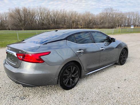Used 2017 Nissan Maxima 3.5 SL FWD image 6