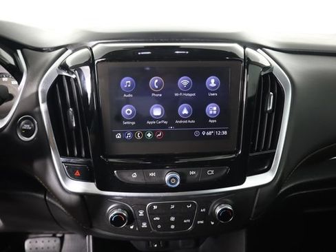 Used 2020 Chevrolet Traverse LT w/ Driver Confidence II Package AWD/4WD image 45