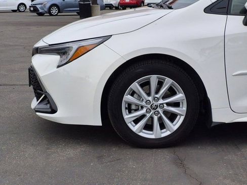 Used 2025 Toyota Corolla SE w/ SE Package image 22