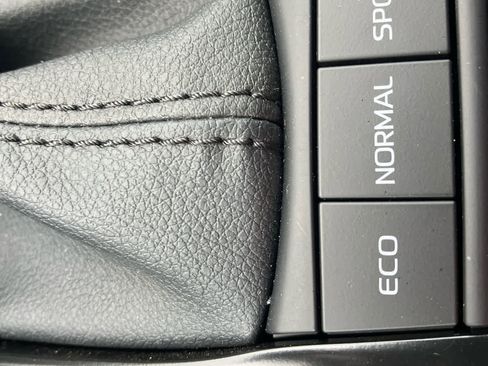 Certified 2026 Toyota Camry SE image 30