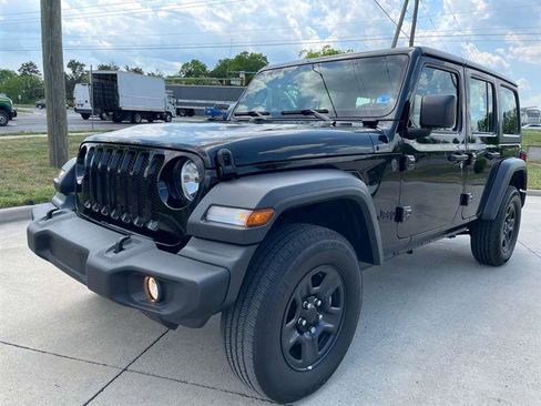 Used 2023 Jeep Wrangler Sport AWD/4WD image 5