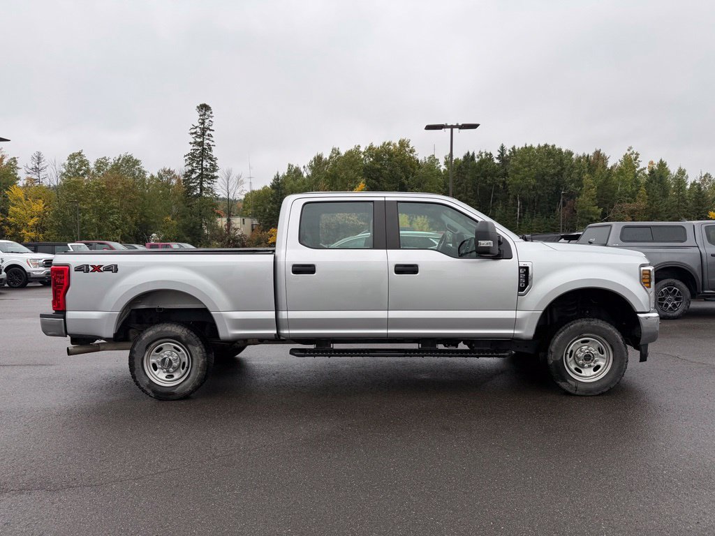 Used 2019 Ford F250 XL w/ Power Equipment Group AWD/4WD image 4