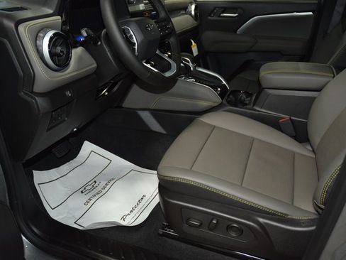 New 2026 Chevrolet Colorado ZR2 w/ Technology Package image 44