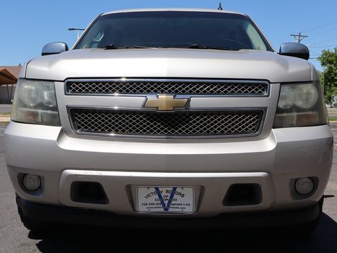 Used 2008 Chevrolet Suburban LT w/ LT Preferred Equipment Group AWD/4WD image 13